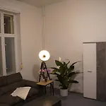 Aparthotel Im Szenekiez Berlino
